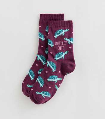 Dark Burgundy Turtle Patterned Ankle Socks