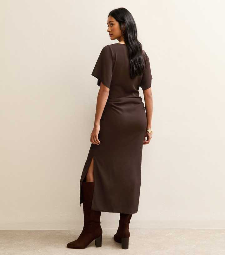 Dark Brown Ruched Waist Short Sleeve Midi Dress | New Look