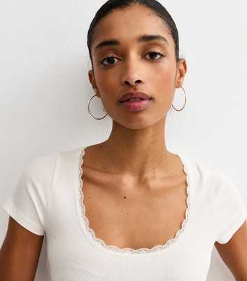 Cream Lace Trim Scoop Neck T-Shirt