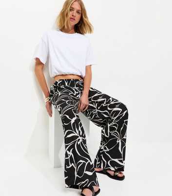 Black Crepe Sketch Floral Wide Leg Trousers