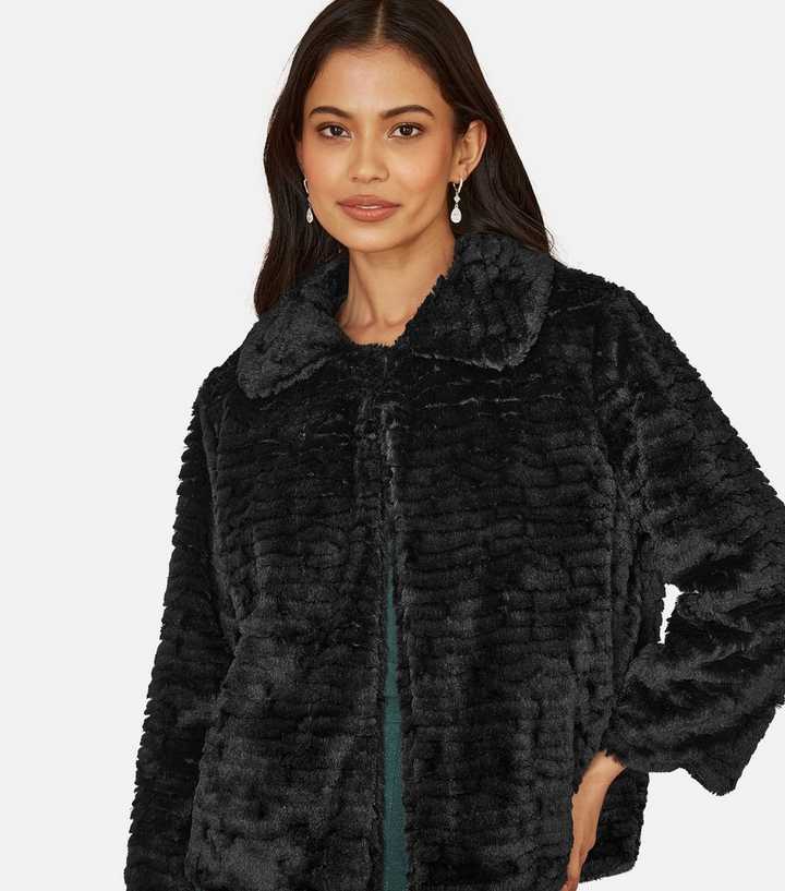 Yumi Black Faux Fur Short Coat
