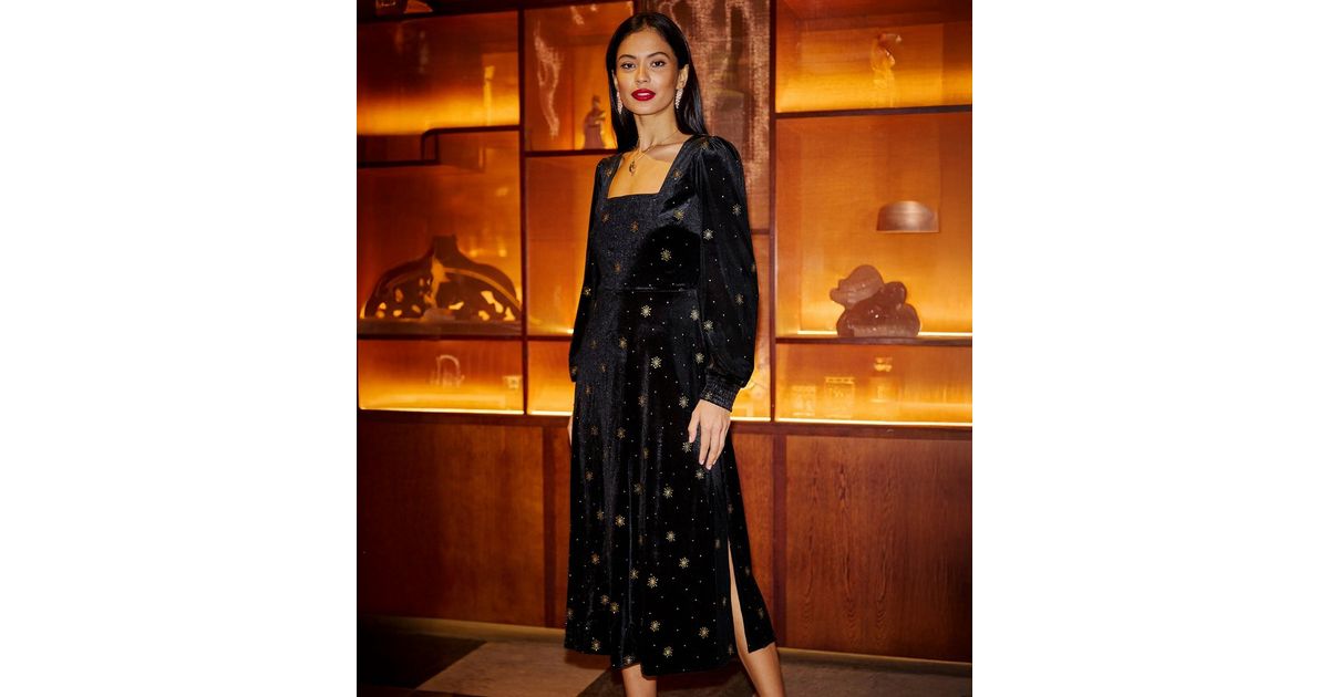 Yumi Velvet Black Gold Foil Midi Dress | New Look