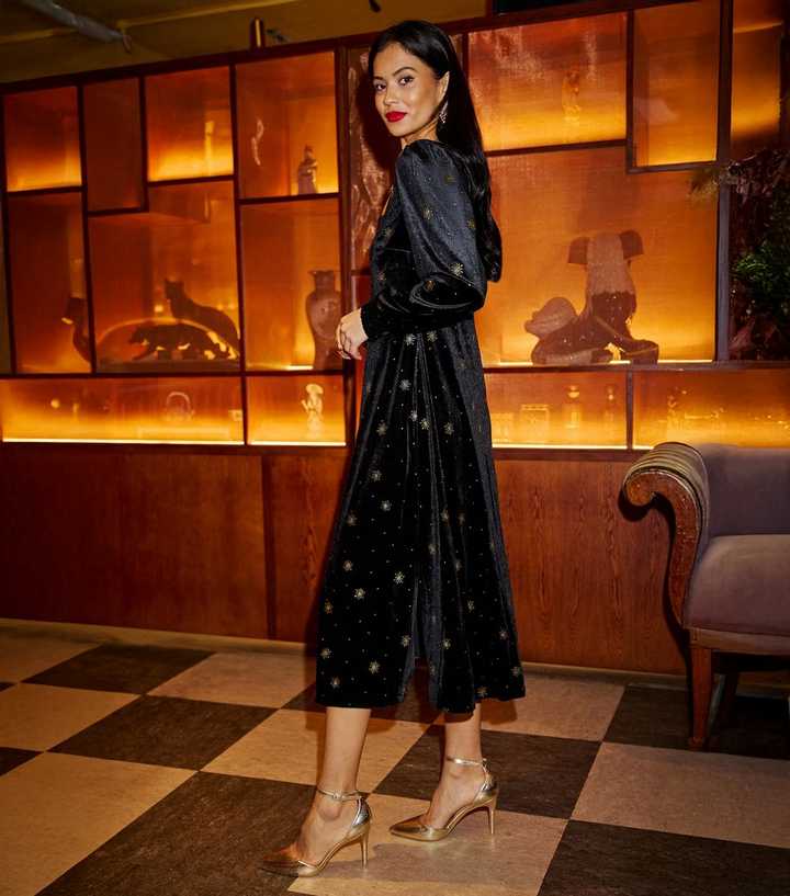 Yumi Velvet Black Gold Foil Midi Dress | New Look