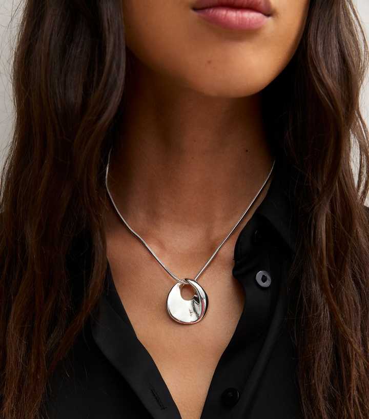 Silver Tone Sleek Dome Drop Pendant Necklace