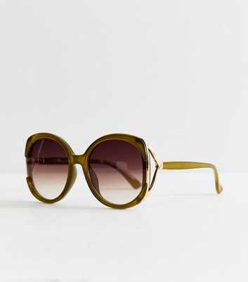 Green Oversized Round Temple Cutout Sunglasses
