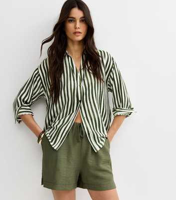 Dark Khaki Crinkle Texture Drawstring Shorts
