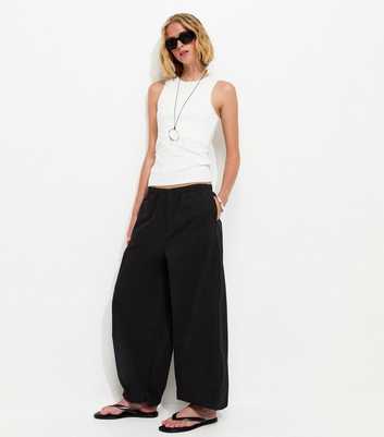 Black Tapered Balloon Parachute Trousers