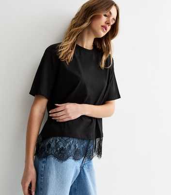 Black Lace Hem Boxy T-Shirt