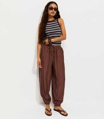 Petite Mink Pleated Wide Leg Cuffed Trousers