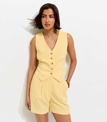 Light Yellow Tailored Tab Waist Shorts
