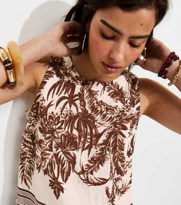 Brown Crinkle Texture Palm Border Print Shell Top