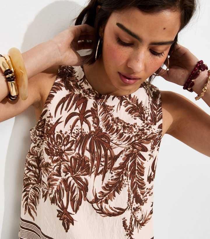 Brown Crinkle Texture Palm Border Print Shell Top