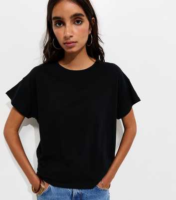 Premium Black Linen Rich Dip Back T-Shirt