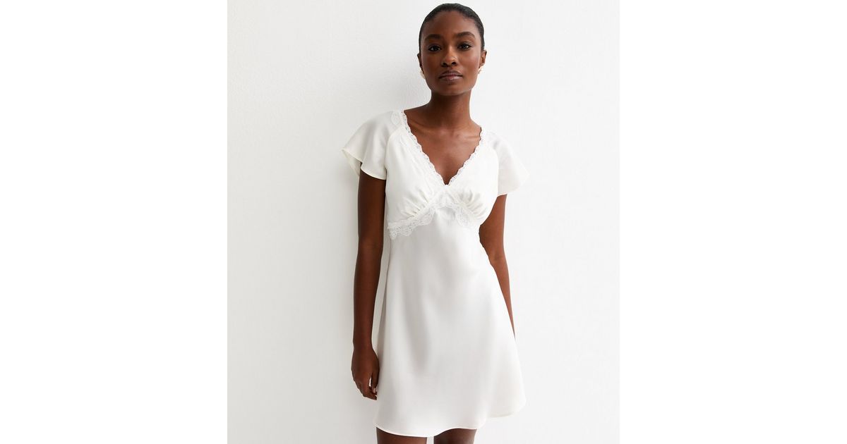 chinese dress ladies Like An Angel Long Sleeve Lace Dress White main image 0