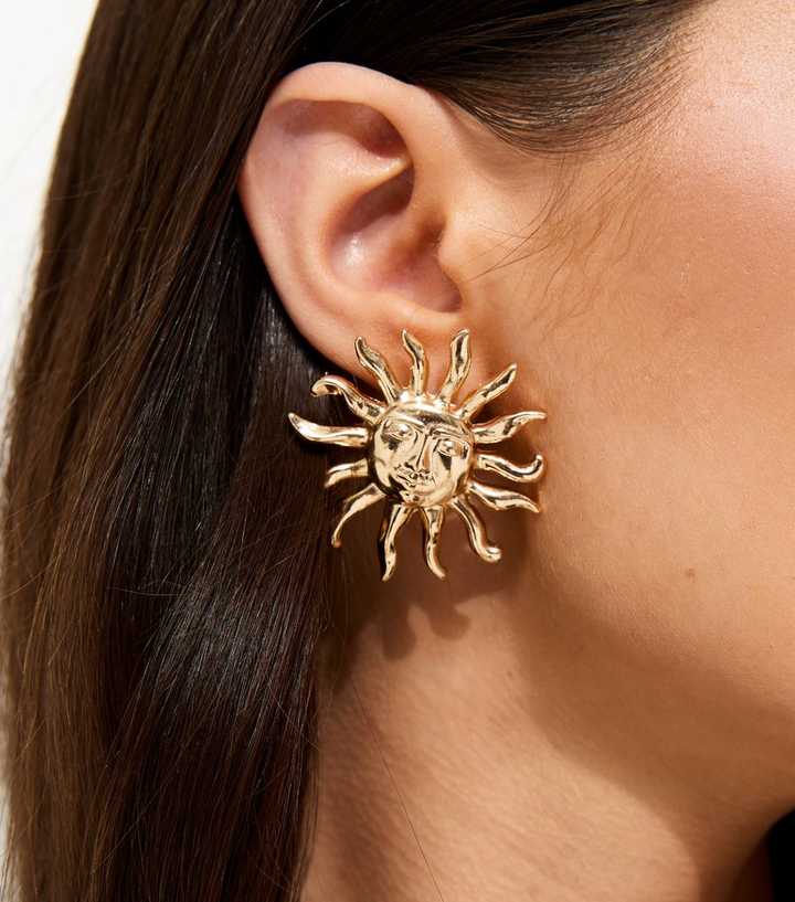 Gold Tone Smiling Sun Stud Earrings