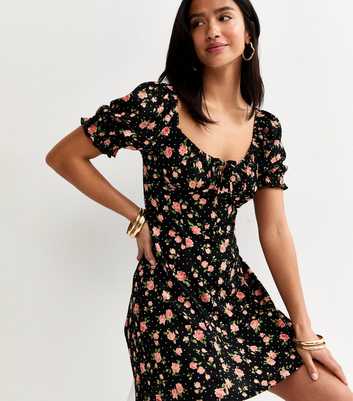 Petite Black Ditsy Print Square Neck Crinkle Mini Dress