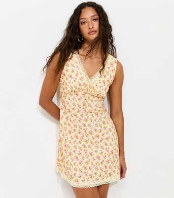 Yellow Floral Lace Trim Sleeveless Mini Dress