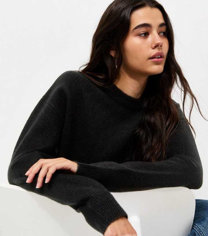 Black Midweight Crew Neck Jumper