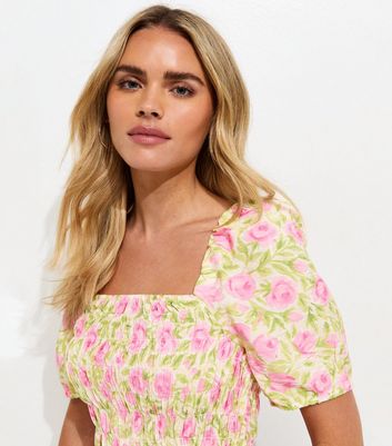 Petite Pink Rose Print Shirred Puff Sleeve Top | New Look