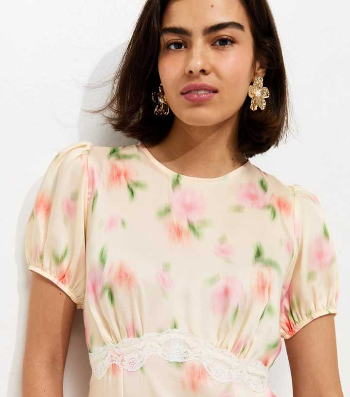 Cream Blurred Floral Print Midi Dress | New Look