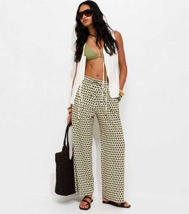 Green Geometric Crinkle Wide Leg Trousers