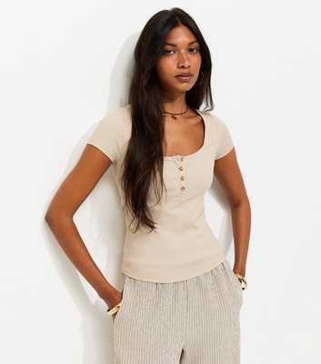 Stone Short Sleeve Ribbed Henley Tee