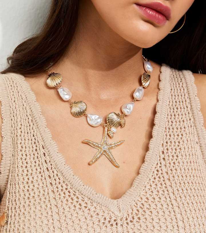 Gold Tone Faux Pearl Starfish Pendant Necklace