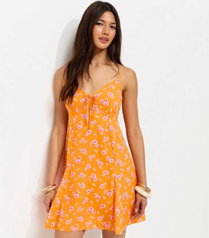 orange ditsy dress EMERY ROSE Plus Size Women's Summer Boho Vacation Holiday Orange Ditsy Floral Dress,Round Neck Short Sleeve Ruffle Hem Daisy Floral Print Casual Modest Dresses