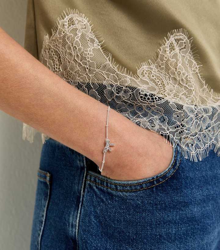 Silver Tone Diamant?� Bow Chain Bracelet