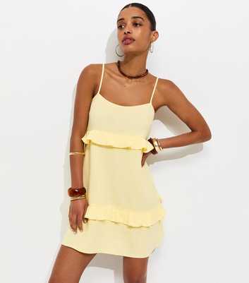 Light Yellow Crinkle Texture Ruffle Trim Mini Dress