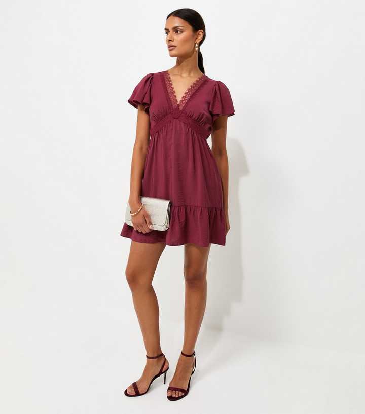 Dark Burgundy Crinkle Texture Lace Trim V Neck Mini Dress