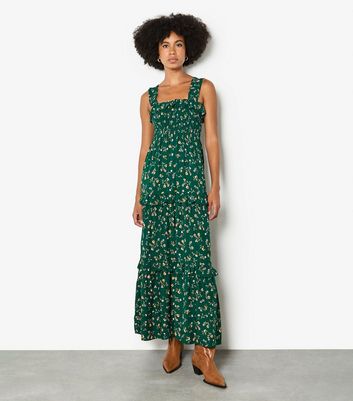 Apricot Dark Green Ditsy Floral Maxi Dress | New Look
