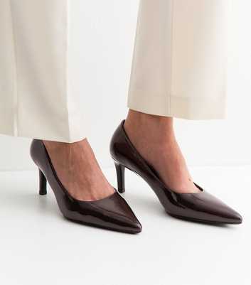 Wide Fit Dark Brown Patent Faux Leather Pointed Toe Court Shoes