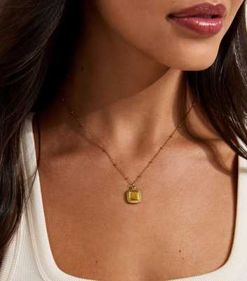 Gold Tone Waterproof Square Pendant Necklace