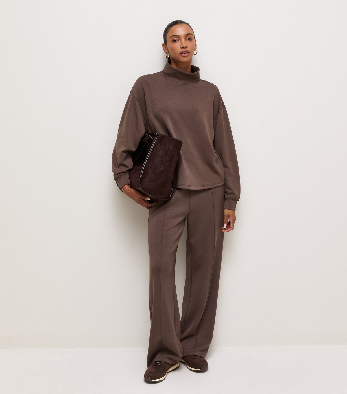 Women's Premium Brown Wide Leg Joggers New Look