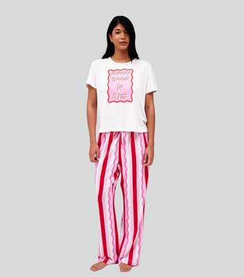 Loungeable Pink Please Leave By 9PM Print T-Shirt