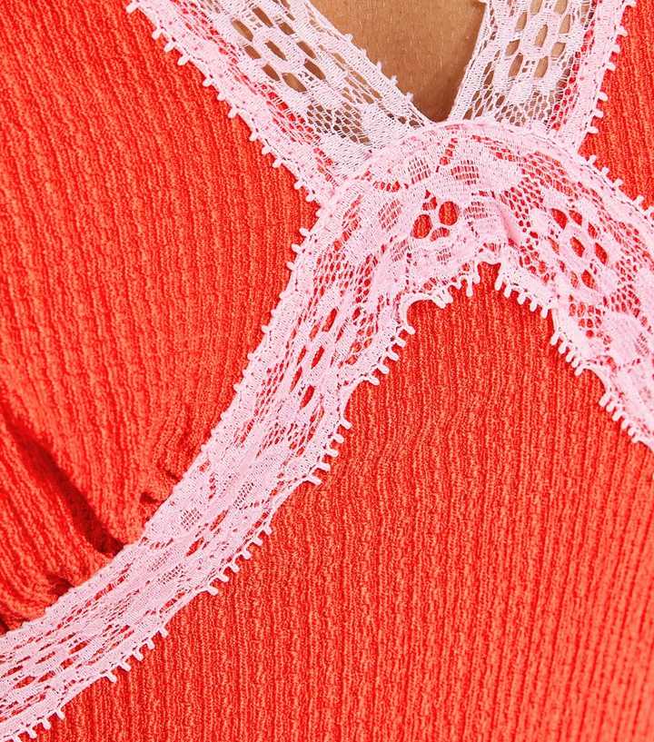 Bright Red Crinkle Texture V-Neck Lace Trim Mini Dress | New Look