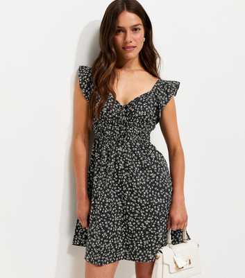 Petite Black Floral Print Frill Trim V-Neck Crepe Mini Dress