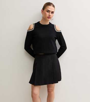Black Woven Pleated Mini Skirt