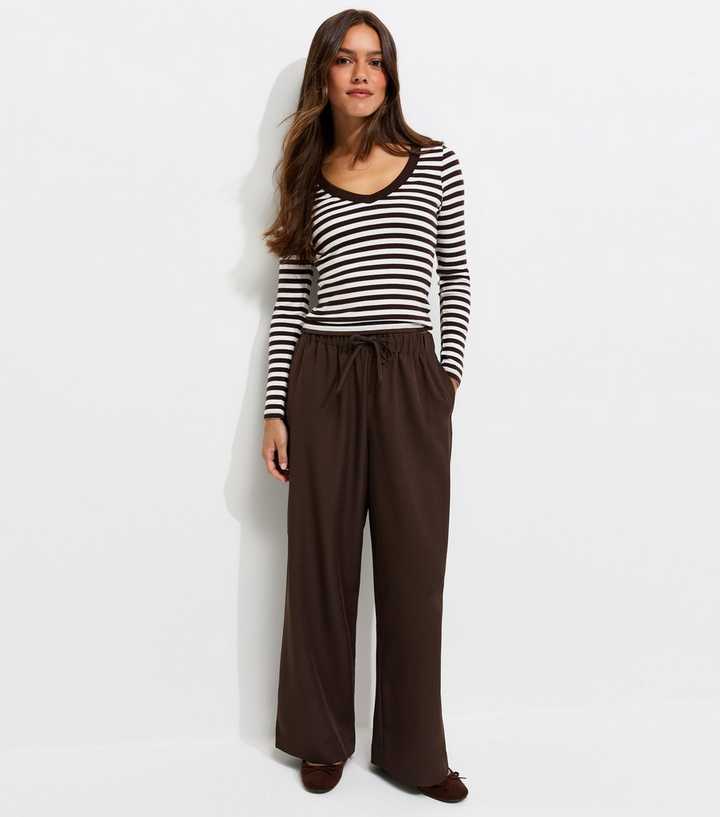 Petite Dark Brown Pull On Wide Leg Trousers