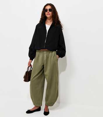 Khaki Cotton Barrel Leg Adjustable Taper Trousers