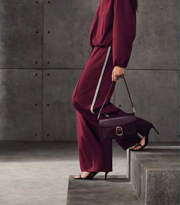 Dark Burgundy Faux Snakeskin Sculpted Buckle Shoulder Bag