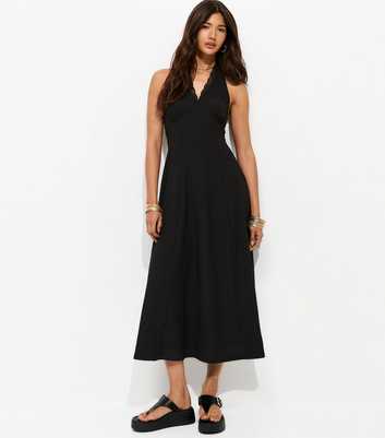 Black Crinkle Texture Halter V Neck Lace Midi Dress
