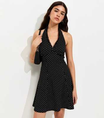 Black Crinkle Texture Spot Print Halter V-Neck Lace Trim Mini Dress