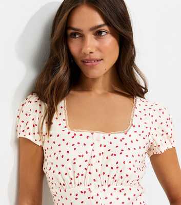 Petite Cream Lips Print Lace Trim Milkmaid Top