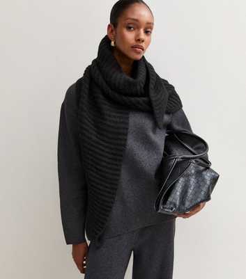 Black Ribbed Knit Triangle Shawl Scarf