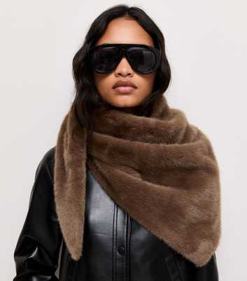 Dark Brown Faux Fur Triangle Shawl Scarf