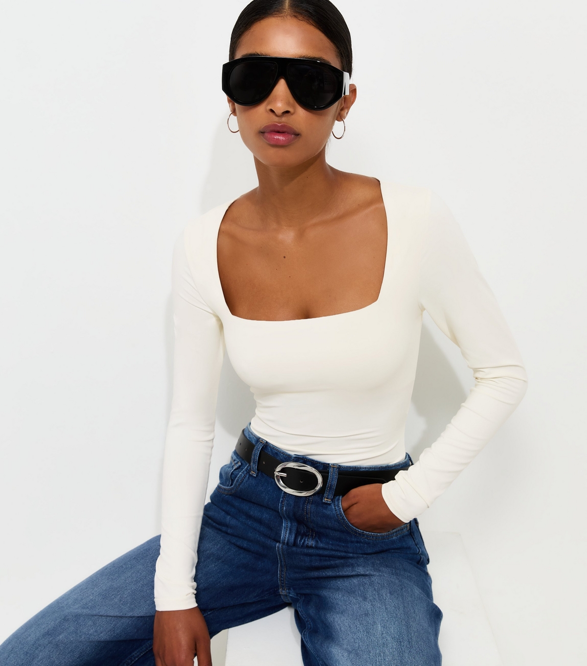 Women's Off White Long Sleeve Square Neck Slinky Bodysuit New Look