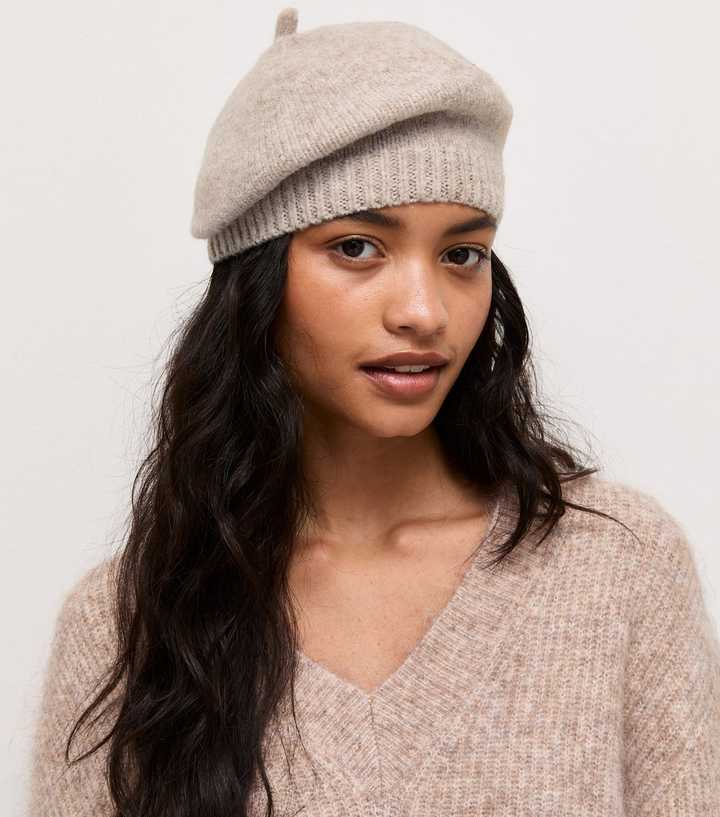 Oatmeal Rib Trimmed Beret