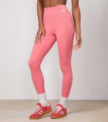 Gym King Light Coral 365 Scrunch Leggings